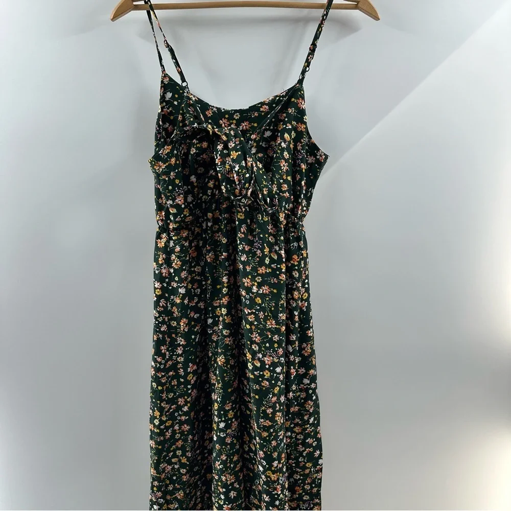 Green Floral Maxi Dress with Adjustable Straps and Back Tie – Size M - Picture 4 of 5